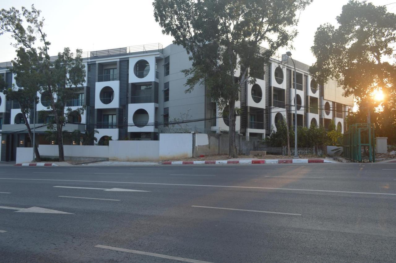 Airport Avenue Hotel Gyogon ภายนอก รูปภาพ